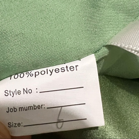 Elegant Sage Green Prom Dress. Size 6. NEW - Picture 5 of 5